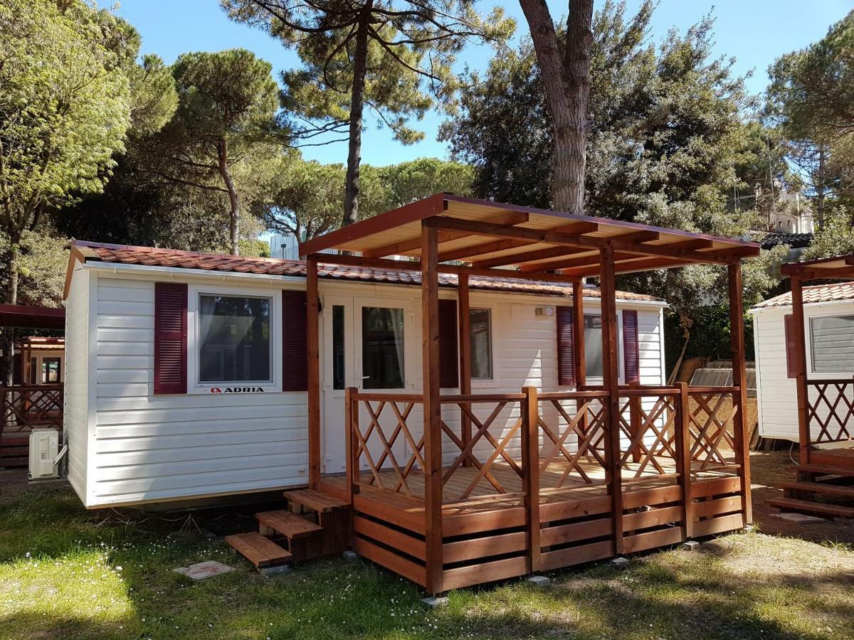 Victoria Mobilehome In Centro Vacanze San Francesco Duna Verde Bagian luar foto